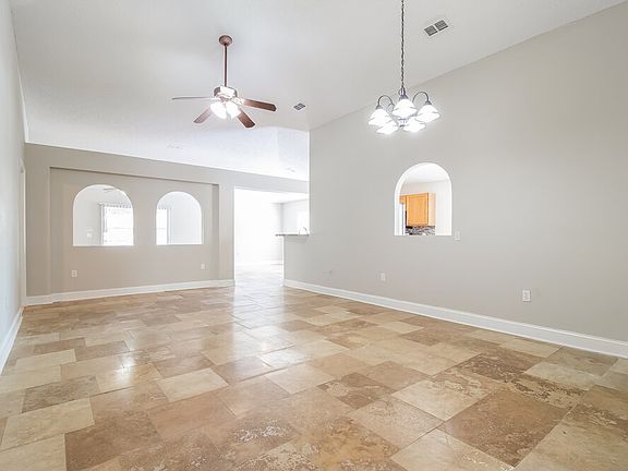 5th image of 4429 Pembridge Ave