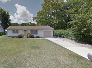 409 S Harvey Rd, Muncie, IN 47304