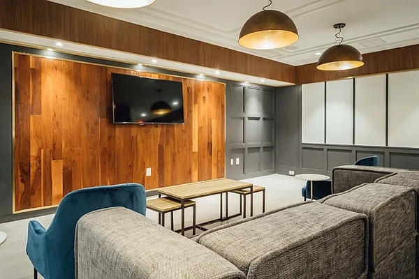 Rented by Nooklyn NYC LLC | media 69