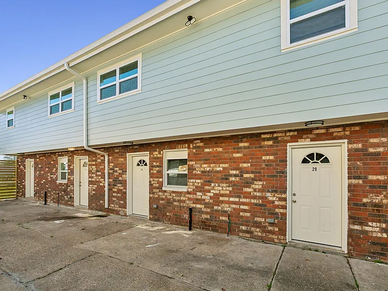 1124 Tallow Tree Ln #18 — Photo 20