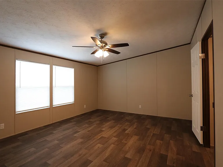 16501 E Emerson Cir — Photo 12