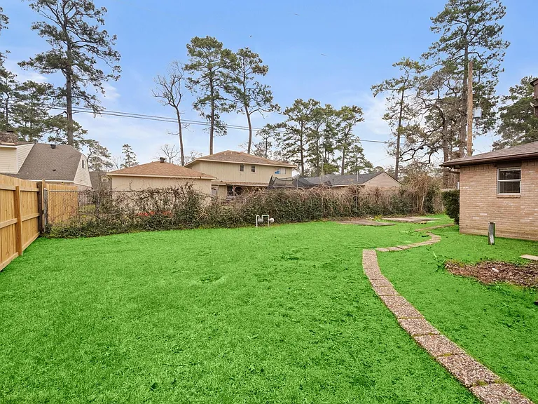 706 Shenandoah Dr — Photo 8