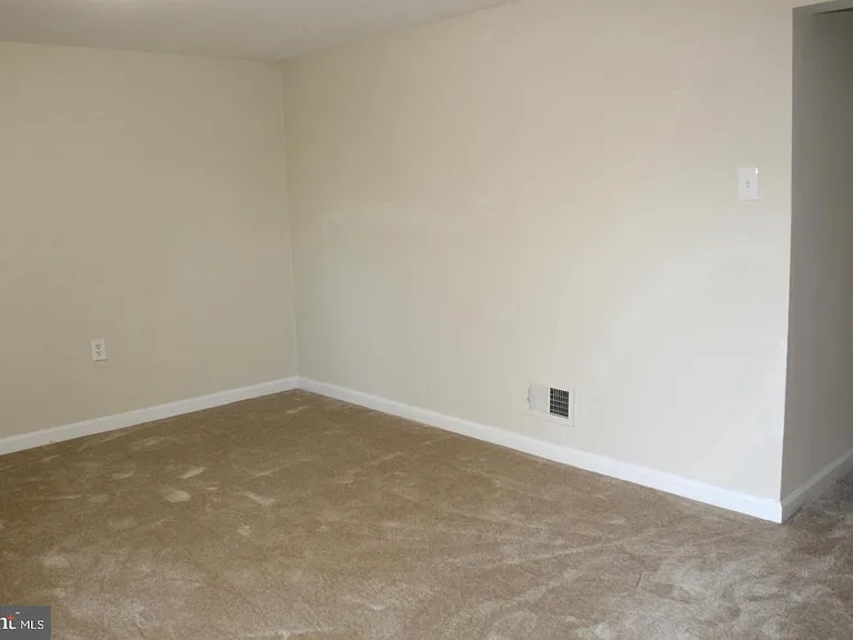 503 S Patrick St — Photo 21