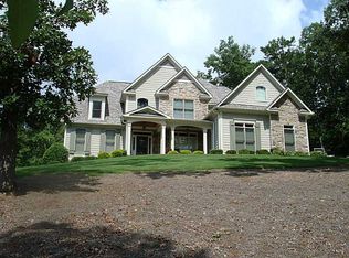 206 Willow Ridge Drive, Canton, GA 30114
