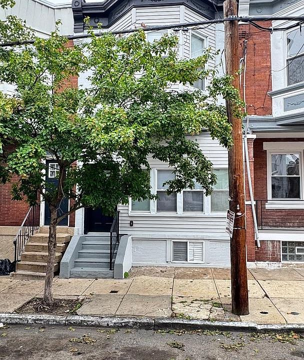 1st image of 1319 N 28th St
