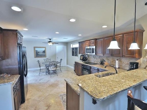 5th image of 448 Linkside Dr