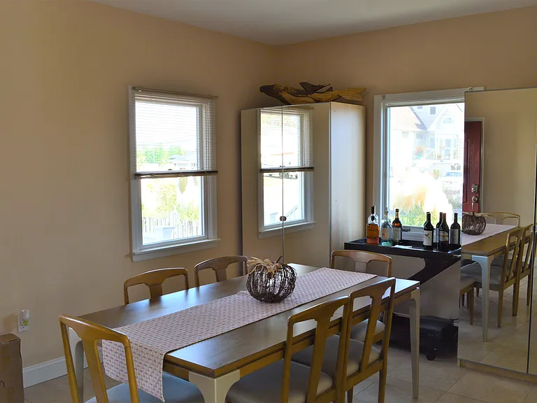 851 Ocean St — Photo 7