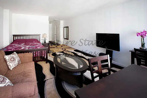 Rented by Empire State Properties | media 4