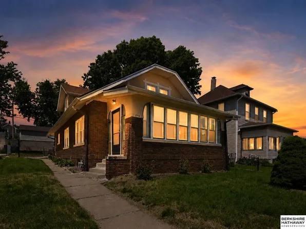 2716 S 23rd St, Omaha, NE 68108