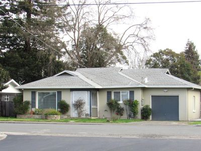 328 Dechene Avenue, Sonoma, CA, 95476