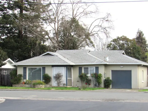 328 Dechene Avenue, Sonoma, CA 95476