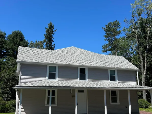 1155 Schwabe St, Freeland, PA 18224