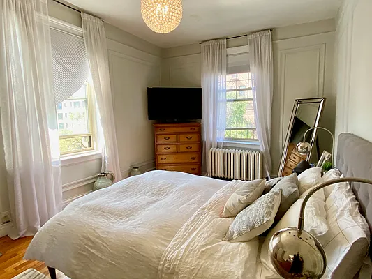 Rented by Douglas Elliman | media 13