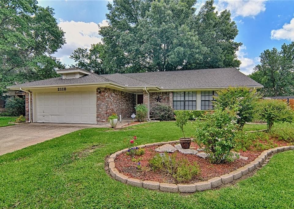 1st image of 2118 Churchill Downs Dr