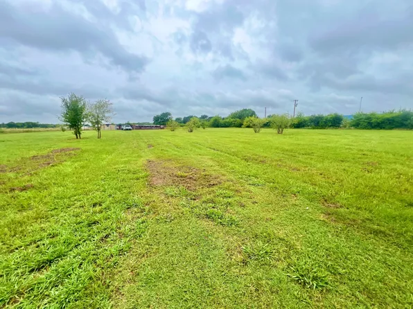 18448 State Highway 274, Kemp, TX 75143
