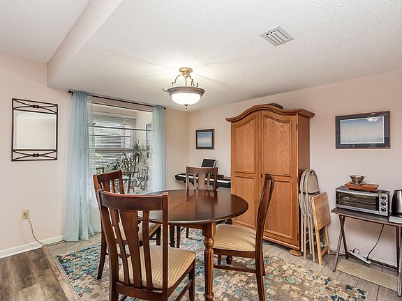 5th image of 1847 Harrison St #210