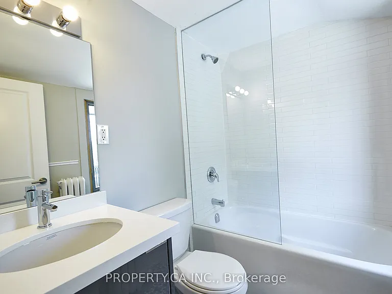345 Gladstone Ave #UPPER — Photo 18