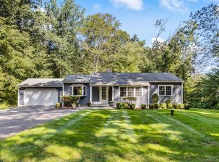 216 School House Rd, Old Saybrook, CT 06475