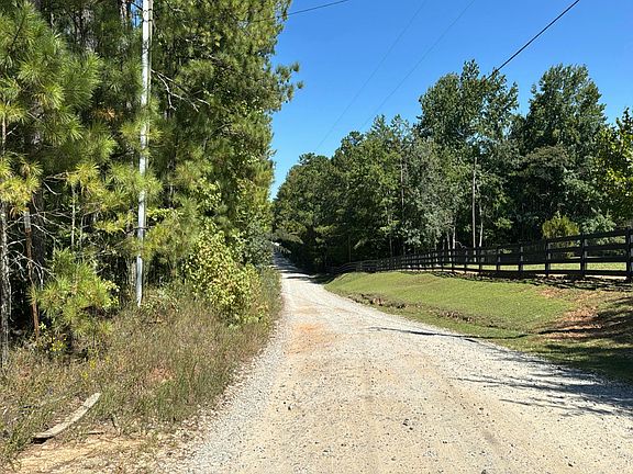 4th image of 1190 E Wayside Rd