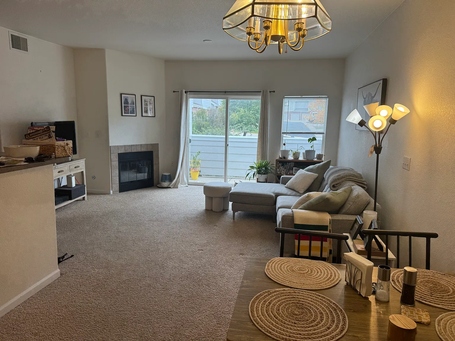 2 bed, 1313 sqft, $2,380 — Photo 2
