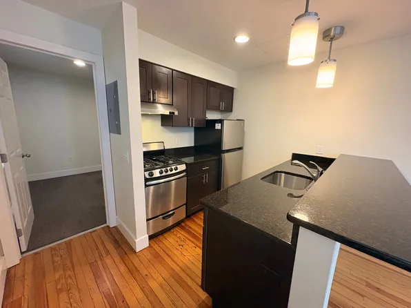31 S Duke St APT 6, York, PA 17401