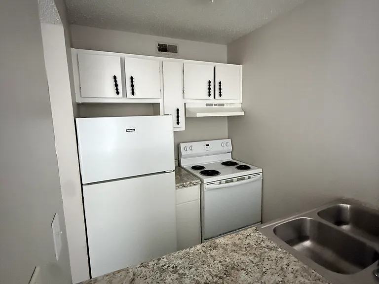 4401 Patton Rd SW #1 — Photo 6