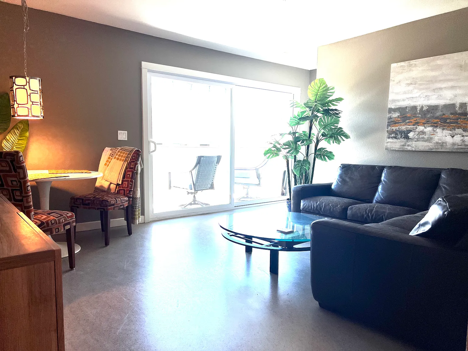 3 bed, $1,225 — Photo 4