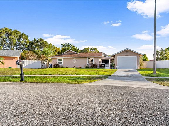 4th image of 10273 Showboat Lane