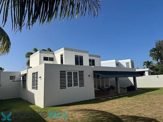 4 bed, 2.5 bath, 2500 sqft, $3,800 — Photo 3