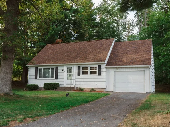 12 Massey Pl, Baldwinsville, NY 13027