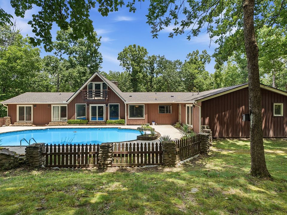 1st image of 1019 Hunts Ln