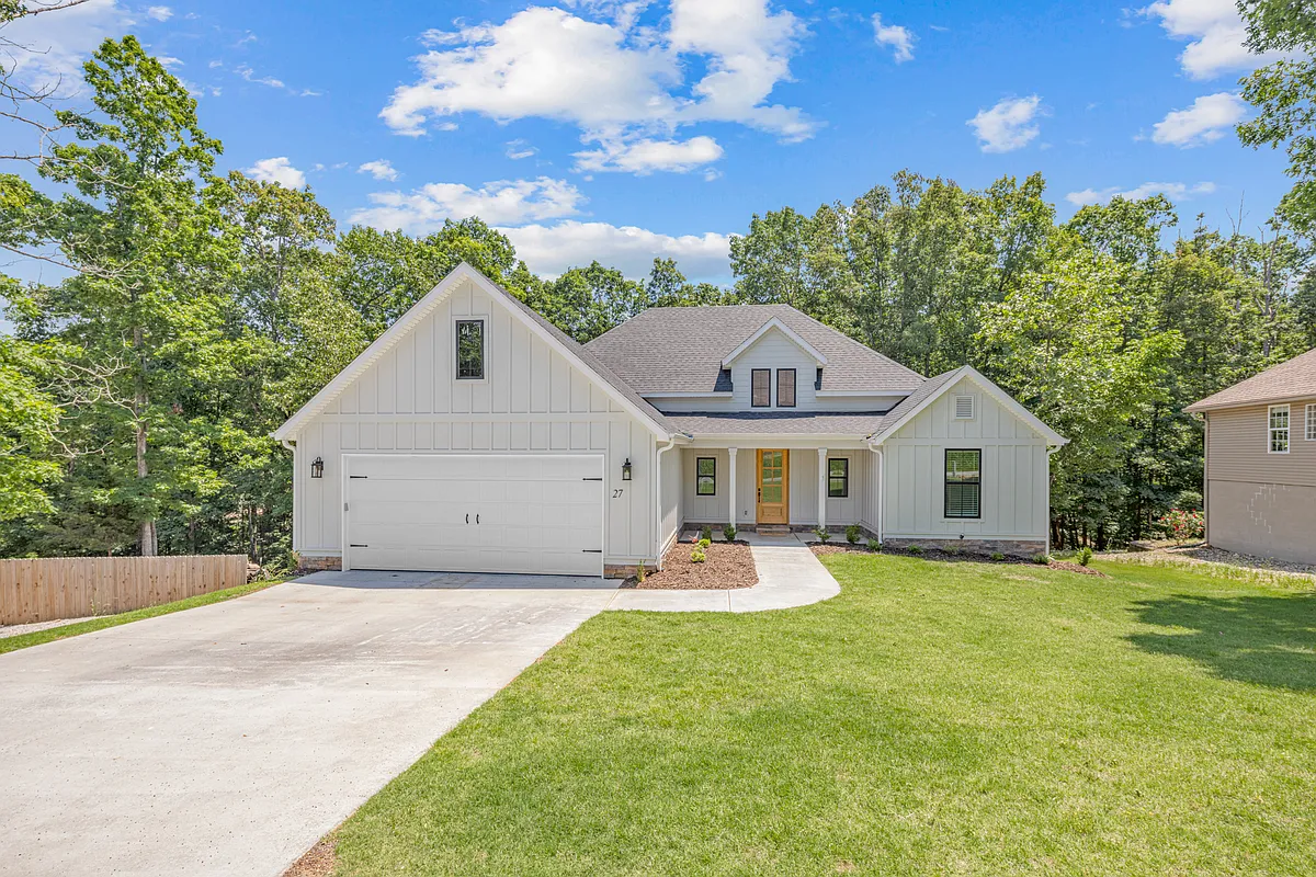 Building Photo - 27 Duxford Cir
