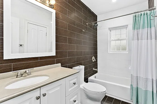 Sold by Compass | media 24