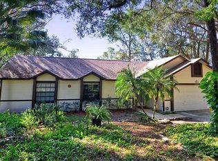 5861 Groveline Dr, Orlando, FL 32810