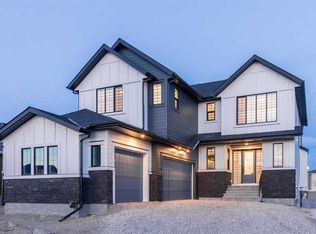 86 S Cimarron Estates Dr, Okotoks, AB T1S 0R1