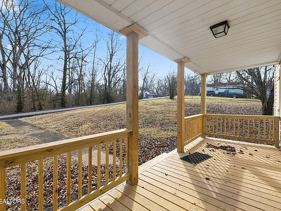3rd image of 2438 Southside Rd