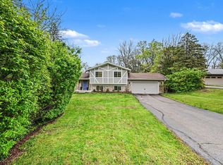 2105 Londonderry Rd, Ann Arbor, MI 48104