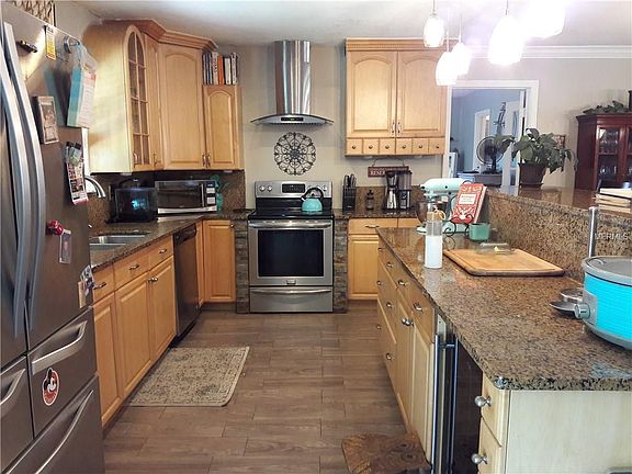 3rd image of 1445 Cottonwood Ter