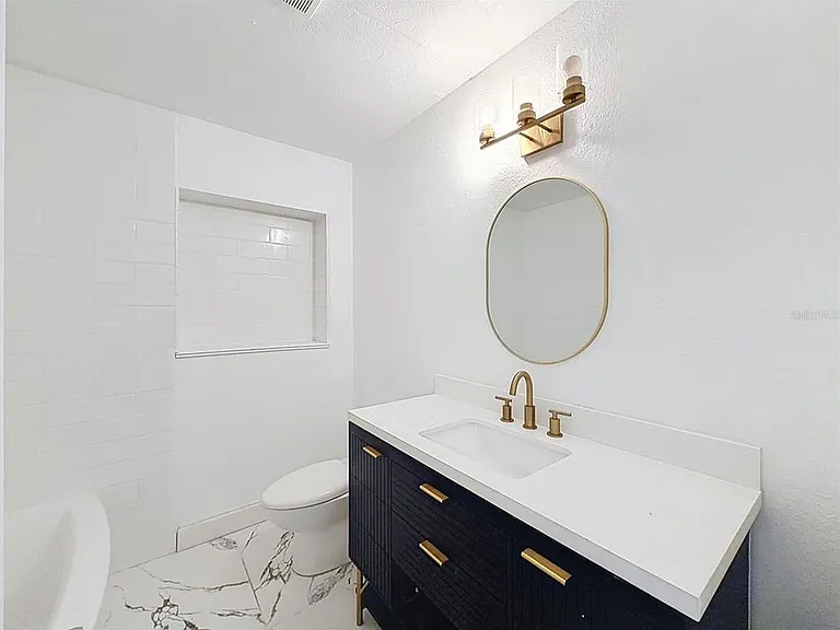 3316 W Nassau St — Photo 16