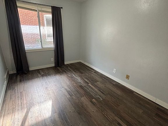 5th image of 918 Denton St APT 6