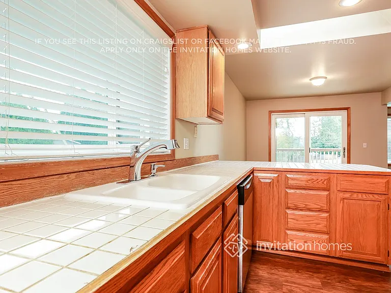 19511 64th St E — Photo 10