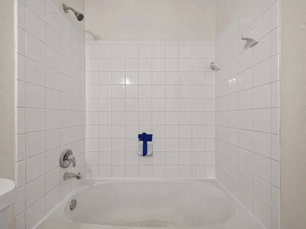 2114 Diamond Crest Dr, Missouri City, TX 77489