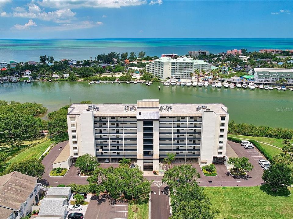 1st image of 11730 Shipwatch Dr APT 702