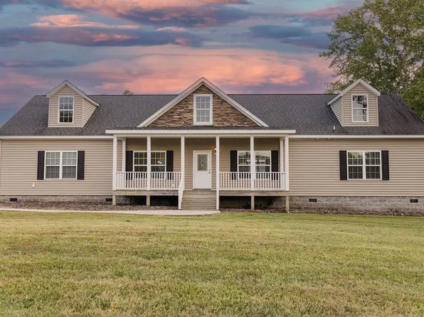 161 Hinshaw Shop Rd, Liberty, NC 27298