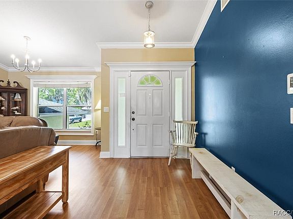 3rd image of 1203 SE 3rd Ave