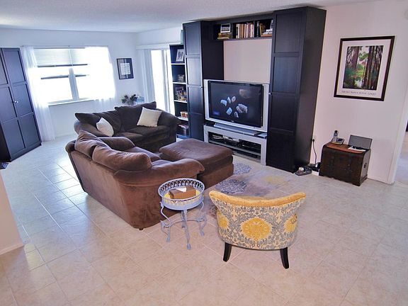 2nd image of 3520 S Ocean Blvd APT H604
