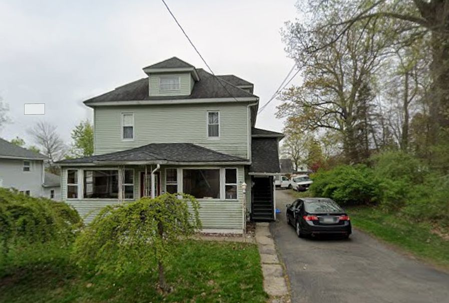 1st image of 327 Greenwood Ave #1