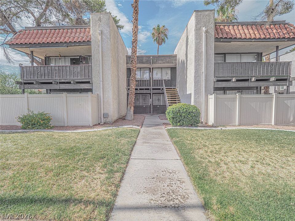 1st image of 1370 Vegas Valley Dr APT 44
