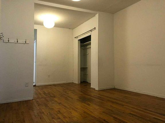 2nd image of 161 E 33rd St #4R