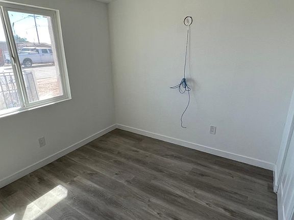 5th image of 34224 Woods Ave